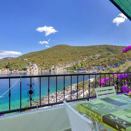 Apartment Nikola 5m From Beach *