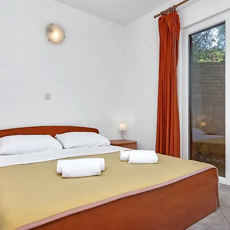Nikola 5m From Beach Apartment *